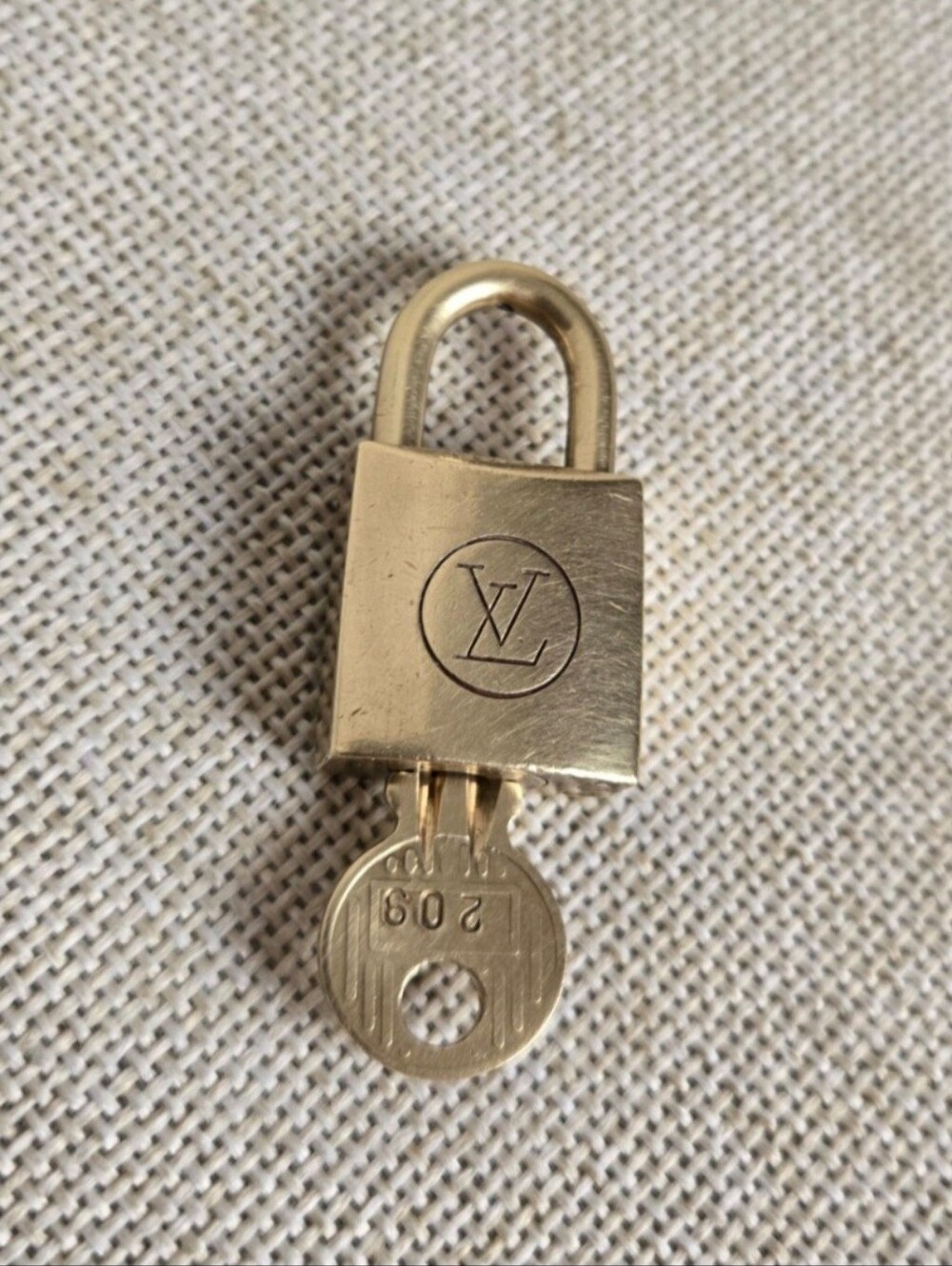 Louis Vuitton Lock & Key #209 Vintage Gold Padlock Authentic